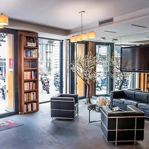 3* Otel Art Eiffel